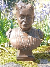 Buste De Femme 1912  En Bronze