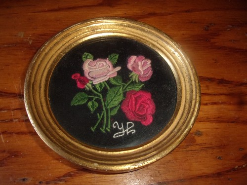 Petit cadre rond broderie - cadre,