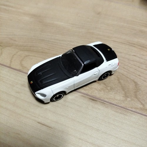 Tomica abarth 124 - 21,