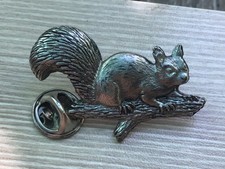 pins ECUREUIL façon  laiton