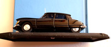 DS BLACK BLICOR CAR MADE IN FRANCE TRUNK opens + antenna + CRYSTAL CASE