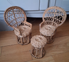 Adorable salon Emmanuelle