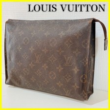 LOUIS VUITTON Monogramme Poche