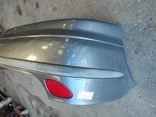 Pare choc arriere NISSAN