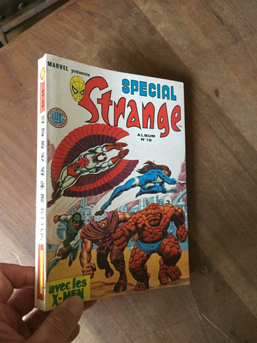 Petit format comics - format,