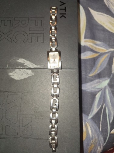 Montre bracelet femme guess - bracelet,