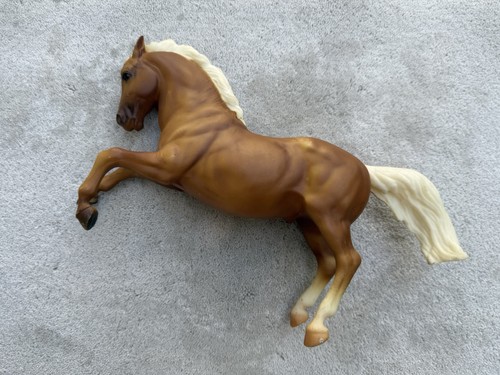 Retired breyer american - retired,