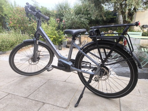 Vélo giant électrique - , ville