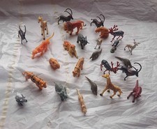 Lot 26 Figurines Animaux