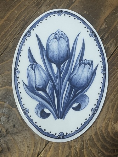 Vintage delft hand - hand, painted