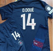 Maillot de football taille 8 ans PSG / D.Doué Etoile patch