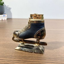 Rare Briquet ancien en métal patin à glace décoratif style années 1950