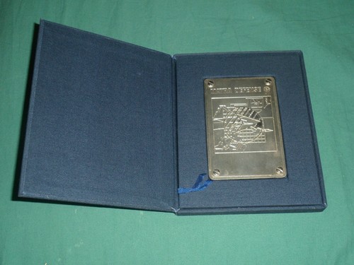 Plaque commémorative - , /