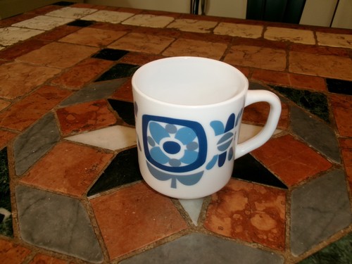 Mug ancien arcopal seventies - mug,