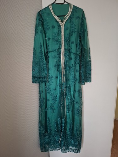 Robe traditionnelle marocaine - traditionnelle,