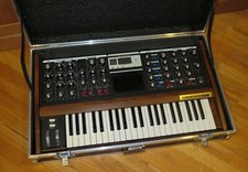 Moog Minimoog Voyager