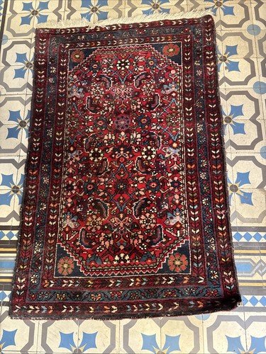 Ancien petit tapis noué main - petit,