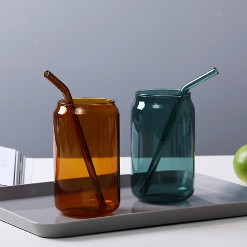 Tasse verre avec paille - tasse,