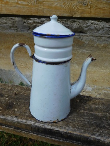 Ancienne cafetière tôle - ancienne,