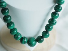COLLIER VINTAGE MALACHITE NECKLACE