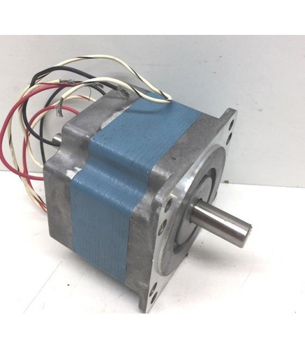 Moteur pas oms - à,