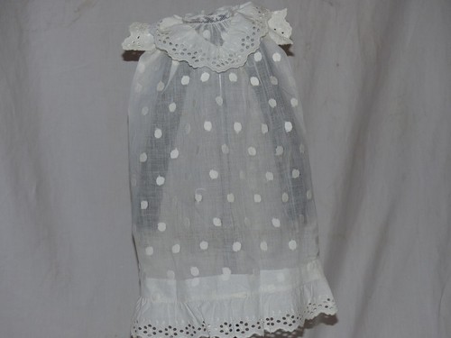 Robe poupée bébé ancienne