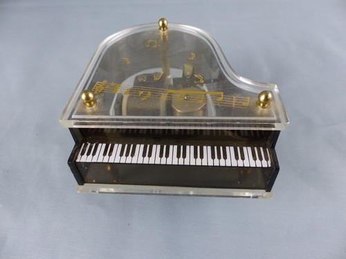Ancienne boite musique piano - musique,