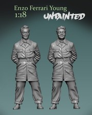 Enzo Ferrari figurine  1:18