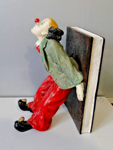 Figurine clown serre livre - figurine,