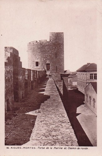 Aigues mortes porte la - mortes,