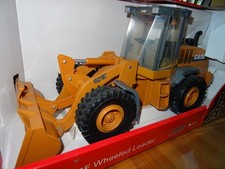 CHARGEUSE SUR PNEUS CASE