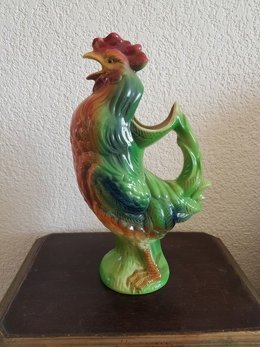 Pichet ancien coq barbotine
