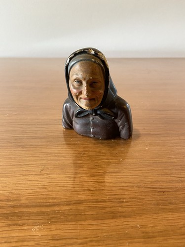 Buste femme âgée plâtre - en,