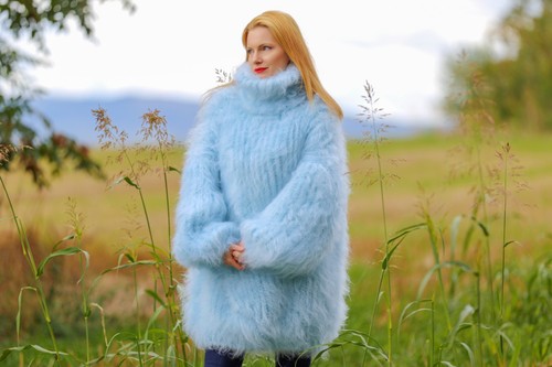 Fuzzy green mohair sweater - , t