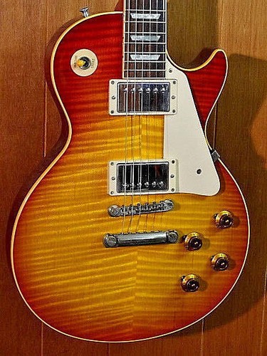 Near mint 1999 gibson custom - near,