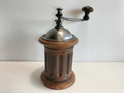 Ancien moulin cafe peugeot - a,