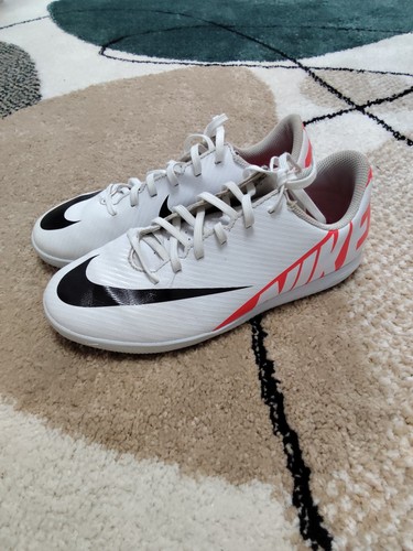 Chaussure futsal - de,