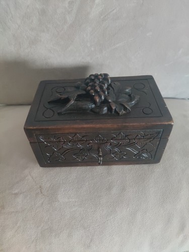 Ancienne boîte bijoux - à,