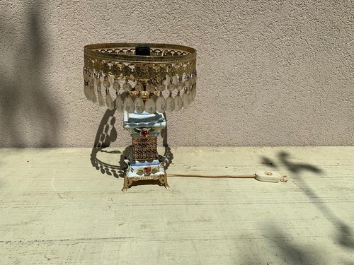 Magnifique ancienne lampe - ancienne,