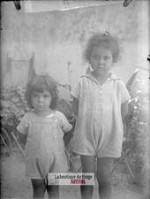 Portrait of two children, glass plate, old photo, negative 9x12 cm