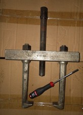 énorme extracteur arrache