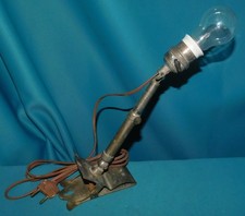 ANCIENNE GRANDE LAMPE PINCE EN LAITON DOUILLE INTERRUPTEUR LISEUSE CHEVET BUREAU