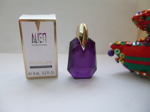 Nouveautee miniature alien - miniature,