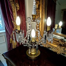 ancienne lampe de table en