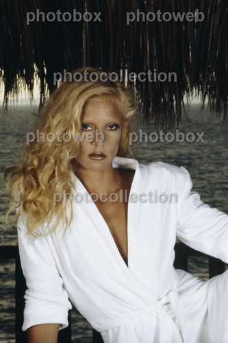 Sylvie vartan exclusive - -,