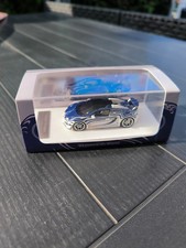 LJM Bugatti veyron 1/64 L'or