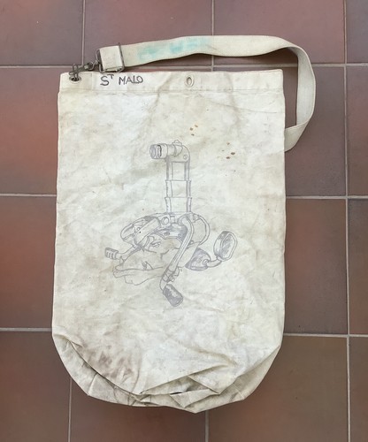 Sac paquetage blanc décoré - a,