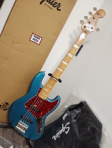 Squier classic vibe - active, 70s