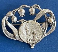 Broche Notre-dame du Laus Art