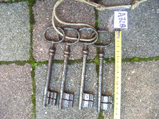 LOT A728 DE 4 TRES GRANDE CLÉ